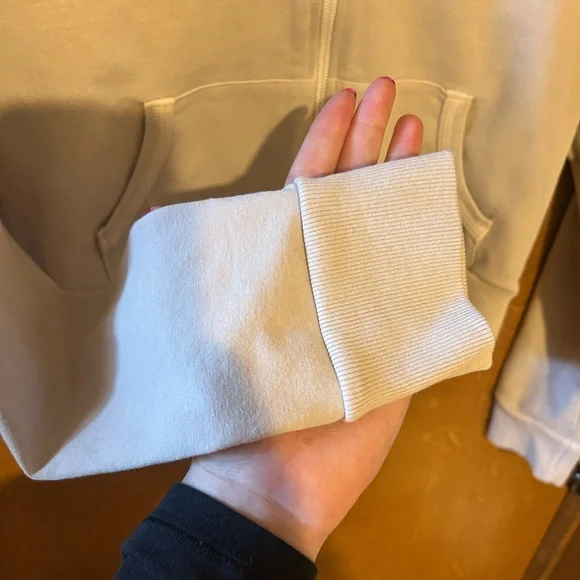 Skims Outdoor Track Jacket in Bone - Size M 🦴 - Picture 8 of 9